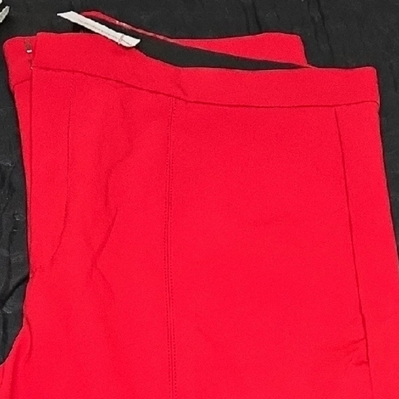 Banana Republic Red Trousers Modern Minimalist Design - Picture 1 of 1